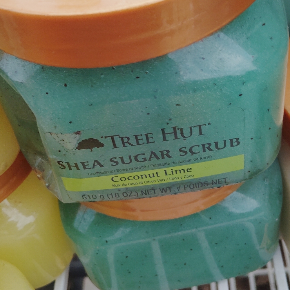 Tree Hut Coconut Lime Shea Sugar Scrub - Green